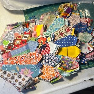 Vintage quilting fan pieces